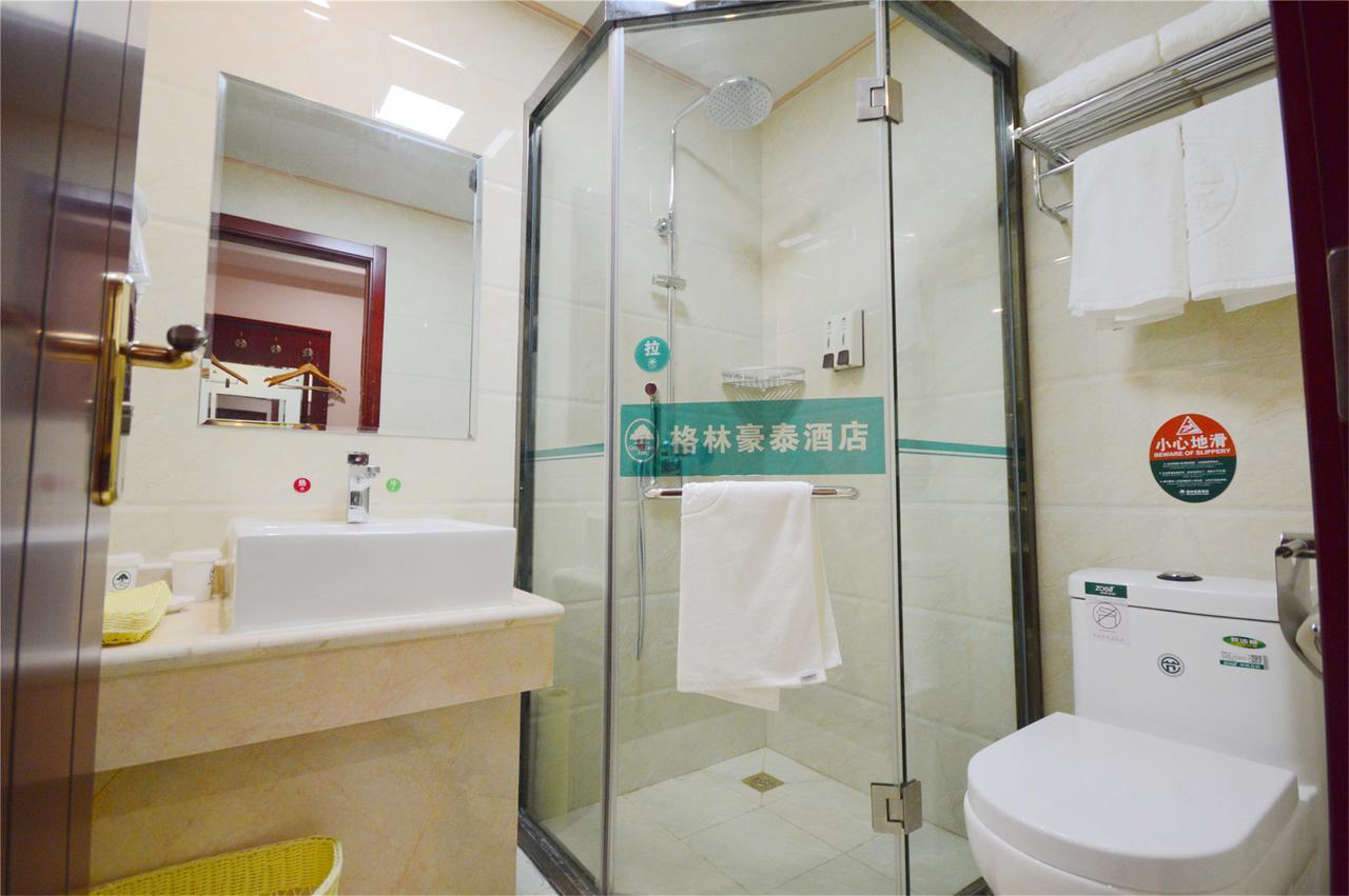 Shell Taiyuan South Station New South-East Bus Station Hotel Екстериор снимка