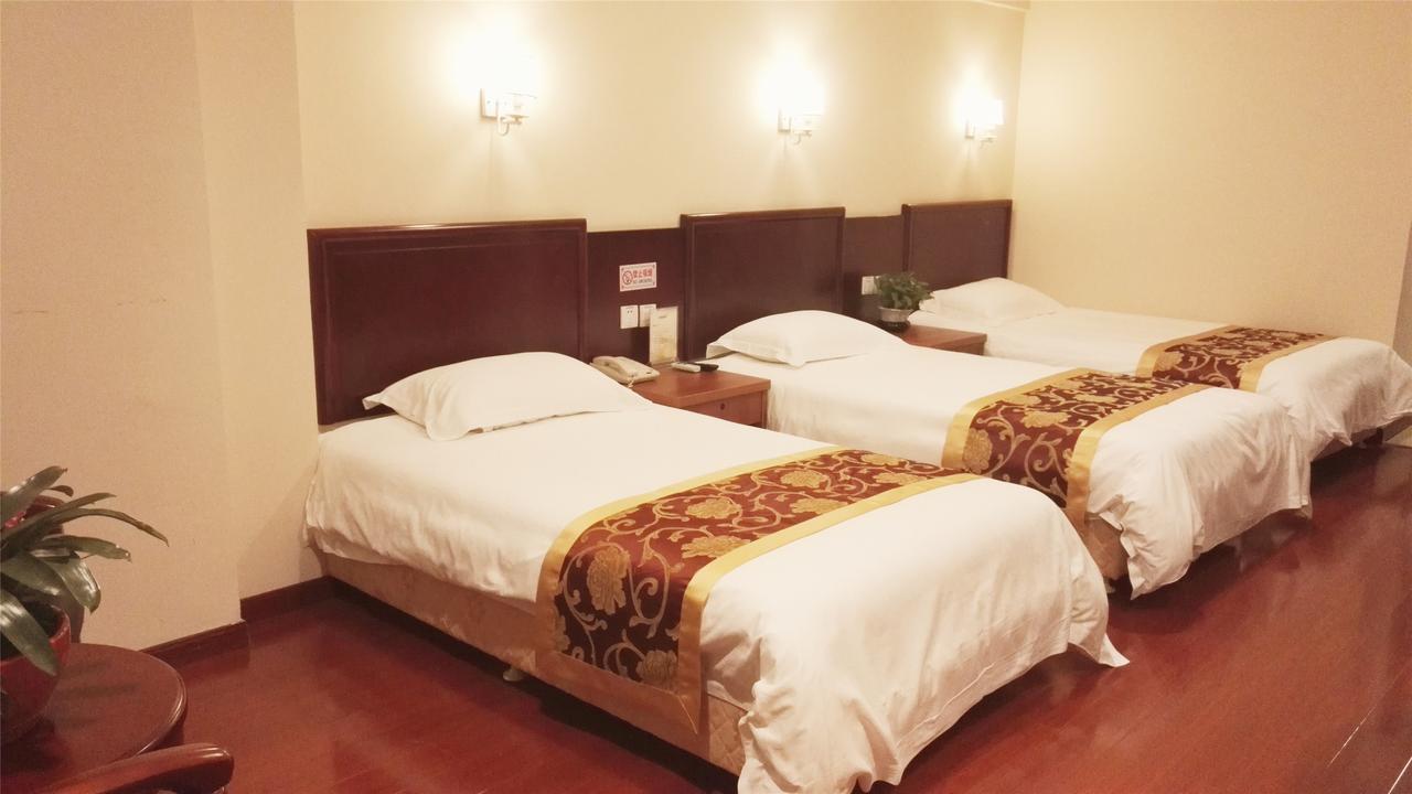 Shell Taiyuan South Station New South-East Bus Station Hotel Екстериор снимка